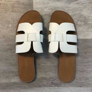 Francescas white slide sandals size 8